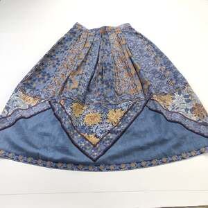 Suttles & Seawinds Cottage Core 4/6 (Fits 26-30In) Midi Skirt All Over Print Blu